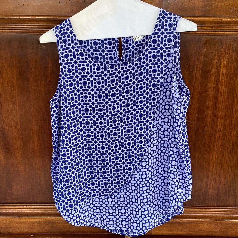 Liz tank sz small